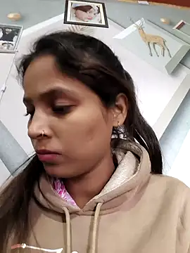 Snapshot of Anshika1431 chatting on November 25, 4:23 am Anshika1431 online show from November 25, 4:23 am