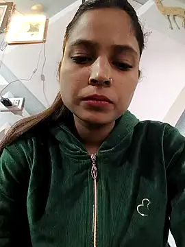 Snapshot of Anshika1431 chatting on December 5, 3:59 am Anshika1431 online show from December 5, 3:59 am