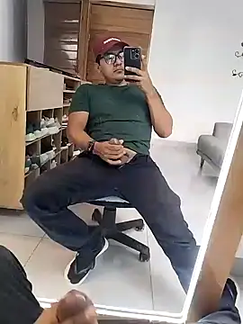 Snapshot of the_vein18 chatting on November 5, 5:46 pm the vein18 online show from November 5, 5:46 pm