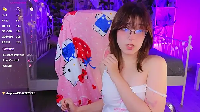 Soffi Toffi online show from October 24, 10:28 pm