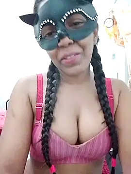 Kavee Girl0 online show from March 8, 7:17 pm