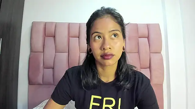 Snapshot of EuphoriaSavage chatting on November 21, 12:48 pm EuphoriaSavage online show from November 21, 12:48 pm