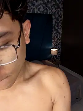 Aaron Eze online show from March 2, 8:26 pm