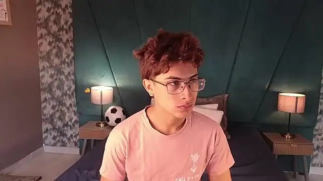 Aaron Eze online show from July 1, 1:45 pm