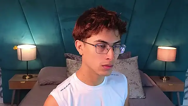 Aaron Eze online show from July 2, 1:28 pm