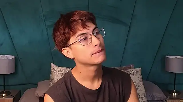 Aaron Eze online show from July 3, 12:55 pm