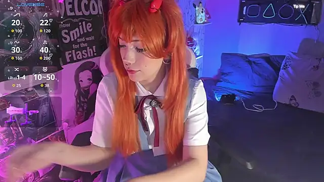 Snapshot of AuroraChannn chatting on February 6, 1:32 am AuroraChannn online show from February 6, 1:32 am