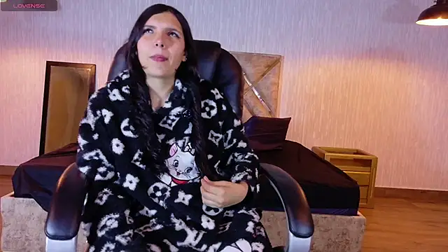 moon2 1  online show from December 18, 2:39 am