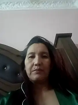 Bigtitsass81 online show from November 4, 5:56 pm