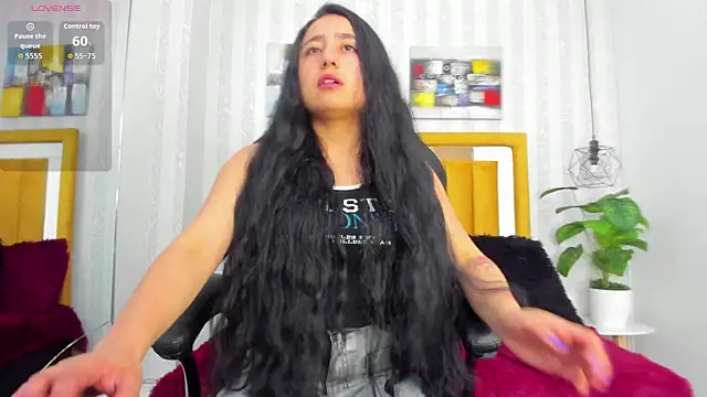 Samanta Fischer online show from December 18, 11:27 am