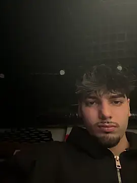 emir343475 online show from May 15, 9:00 pm