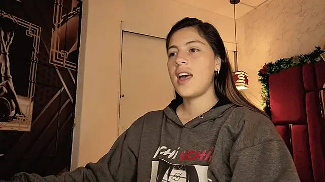 moon winy online show from December 4, 11:19 am