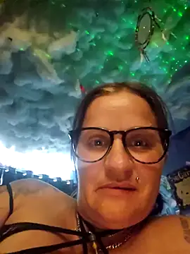 Snapshot of Sweetsugar22678 chatting on November 4, 9:14 pm Sweetsugar22678 online show from November 4, 9:14 pm