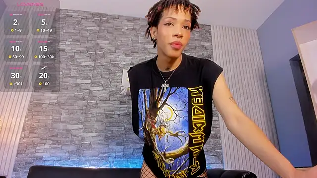 Snapshot of Catty_Noir_ chatting on October 17, 8:22 pm Catty Noir online show from October 17, 8:22 pm