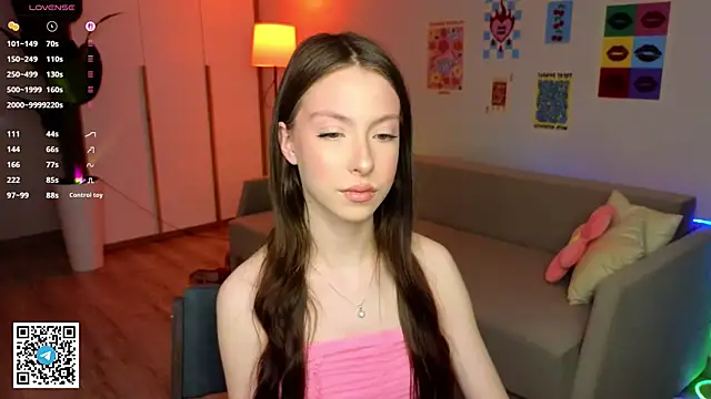 Snapshot of Yasmin_Kass chatting on February 25, 6:34 am Yasmin Kass online show from February 25, 6:34 am