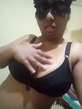 Snapshot of VeronicaPatel chatting on October 22, 3:45 pm VeronicaPatel online show from October 22, 3:45 pm