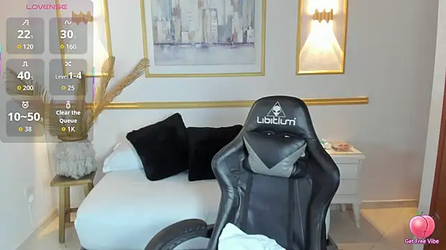 karlyy  online show from November 27, 7:16 pm