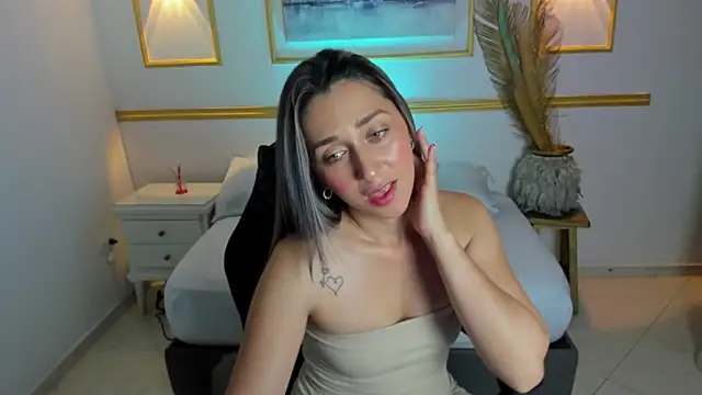 karlyy  online show from February 2, 7:12 pm