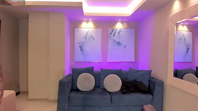 Snapshot of ChristineFord_ chatting on November 2, 12:40 pm ChristineFord online show from November 2, 12:40 pm