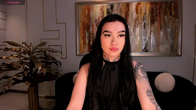 Snapshot of MeganCross1 chatting on November 25, 3:50 am MeganCross1 online show from November 25, 3:50 am