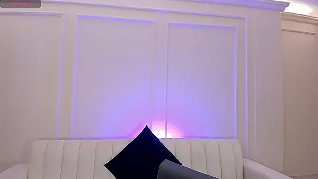 ScarlettBlaze  online show from June 6, 12:10 pm