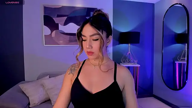 AnnieMonroe1 online show from January 7, 11:23 am