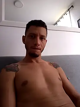 GabrielDraiven online show from February 14, 6:04 pm