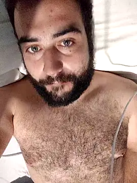 Snapshot of GluingPerson chatting on October 25, 3:36 am GluingPerson online show from October 25, 3:36 am