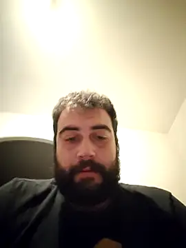 Snapshot of GluingPerson chatting on October 27, 2:48 am GluingPerson online show from October 27, 2:48 am