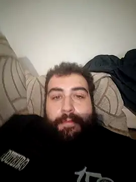 Snapshot of GluingPerson chatting on November 1, 2:02 am GluingPerson online show from November 1, 2:02 am