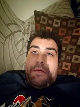 GluingPerson online show from November 15, 11:43 pm