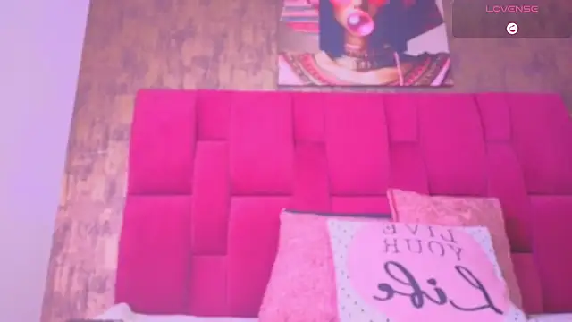 camila  bouzas online show from March 5, 11:17 am