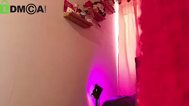 Lunaira Deep online show from July 28, 7:39 pm