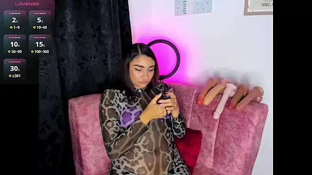 lanasin  online show from January 10, 8:21 pm