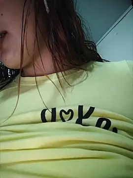 Snapshot of _Sofii_01 chatting on May 11, 2:28 am Sofii 01 online show from May 11, 2:28 am