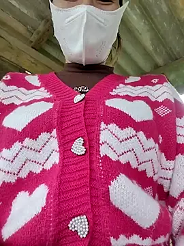 Snapshot of Lala6888 chatting on October 22, 12:33 am Lala6888 online show from October 22, 12:33 am