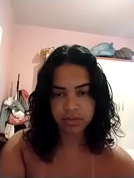 Snapshot of Yse_Morena chatting on October 19, 1:45 pm Yse Morena online show from October 19, 1:45 pm
