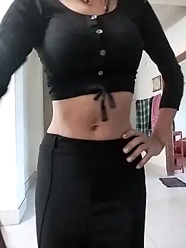 Snapshot of Ratri-Biswas chatting on November 10, 6:34 am Ratri-Biswas online show from November 10, 6:34 am