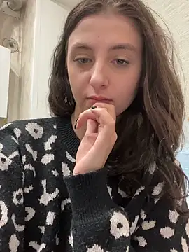 ScarletVelur online show from February 3, 8:25 pm