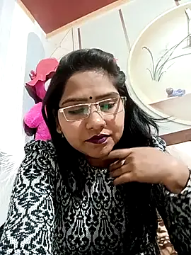 Vanshika1432 online show from December 1, 11:48 am