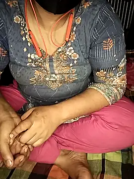 Priyanka-Khan online show from June 13, 9:24 pm