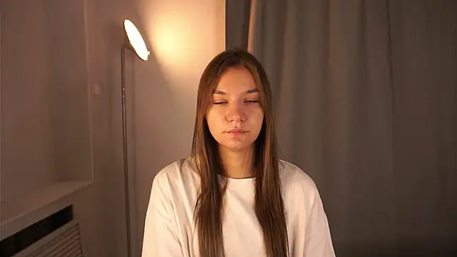 BrynnHolverson online show from October 18, 4:41 pm