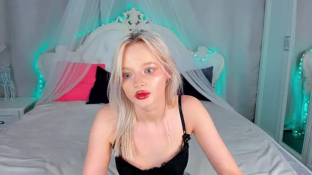 AlessaKiss online show from June 20, 3:20 am