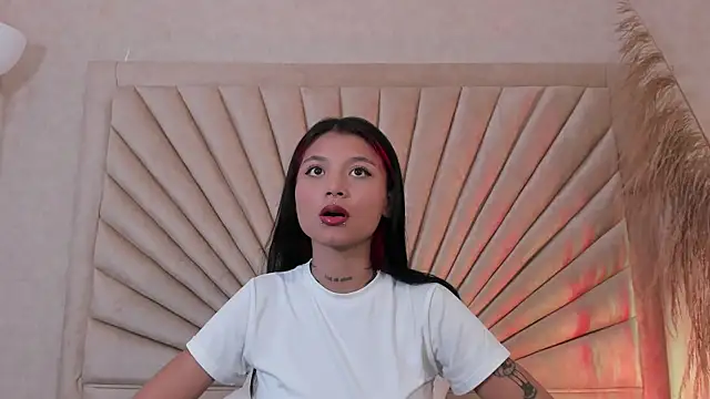 Emma duff online show from October 17, 11:35 am