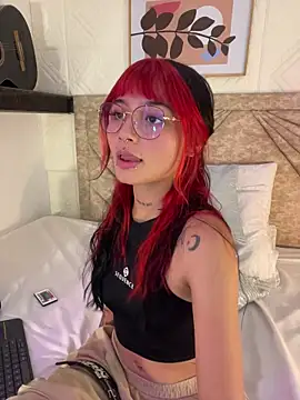 Emma duff online show from April 29, 7:42 pm