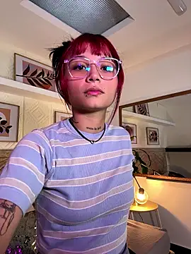Emma duff online show from July 18, 8:01 pm