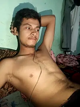 maxmishra18 online show from October 28, 9:57 am