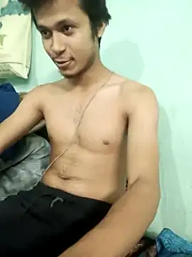 maxmishra18 online show from November 16, 7:47 am