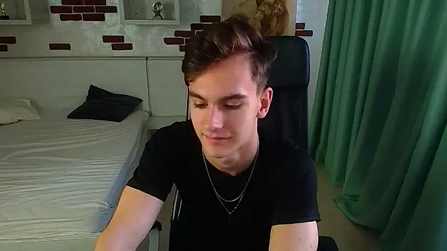 BradyFlint online show from November 3, 7:42 am