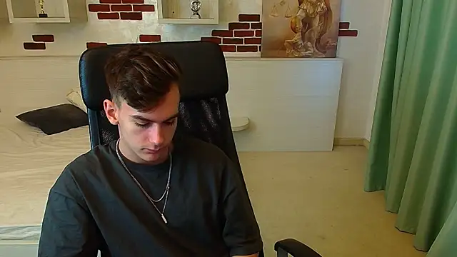 BradyFlint online show from November 22, 5:50 am